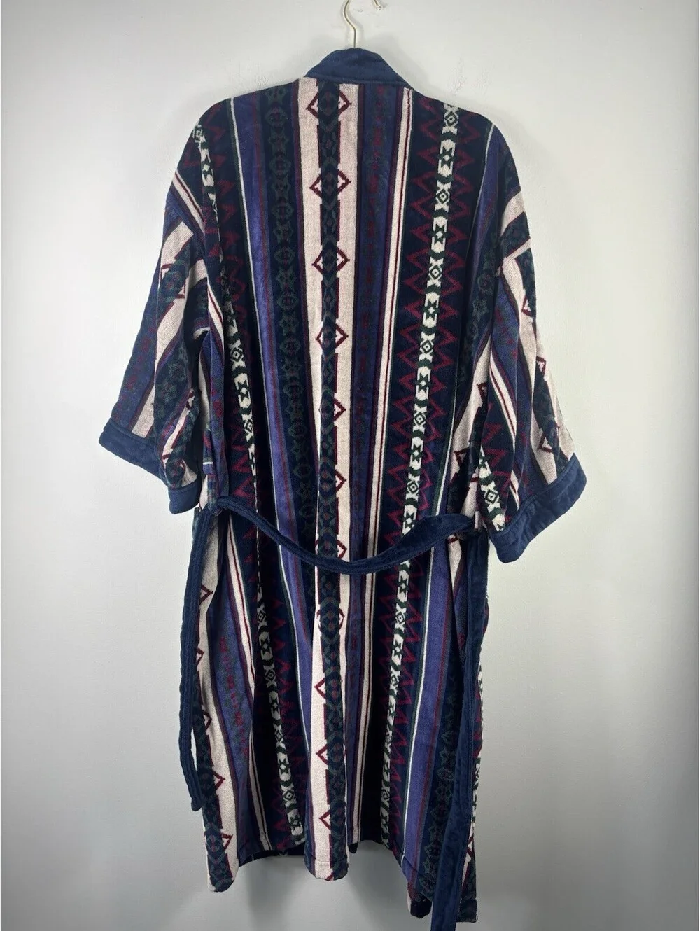 VTG Stafford Knightsbridge Men’s Robe Southwest Geometric Pattern Plush Cotton